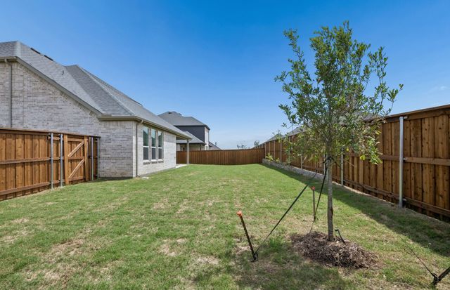 708 Brozgold Avenue, Midlothian, TX 76065