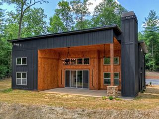 2461 Salem Road, Mineral Bluff, GA 30559