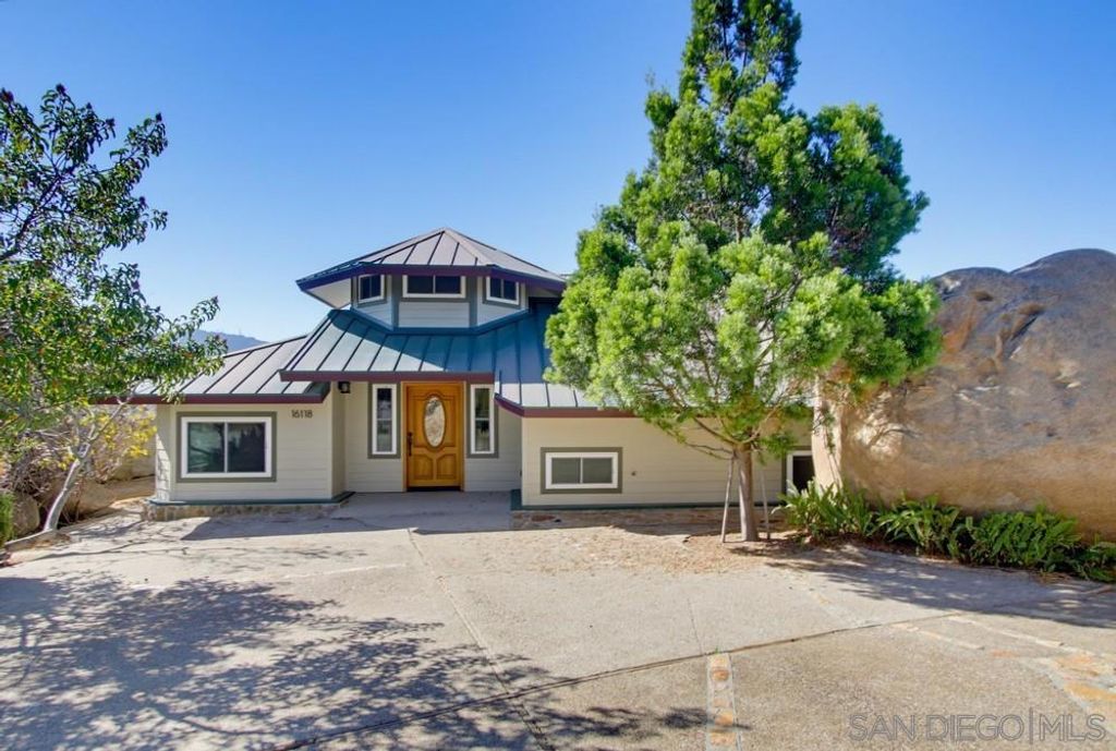 16118 Green Valley Truck, Ramona, CA 92065 — exterior
