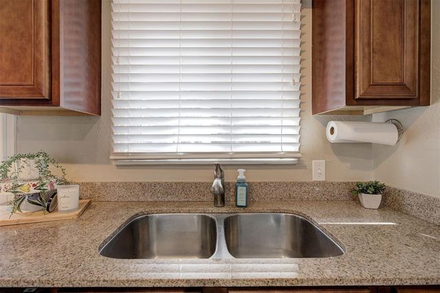 2124 Churchill Place, Oklahoma City, OK 73120