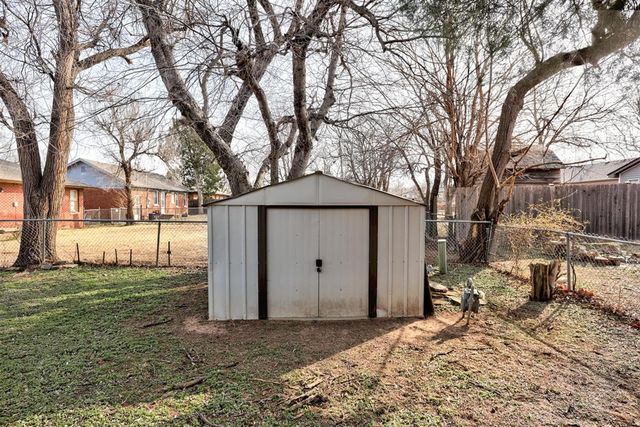 2124 Churchill Place, Oklahoma City, OK 73120