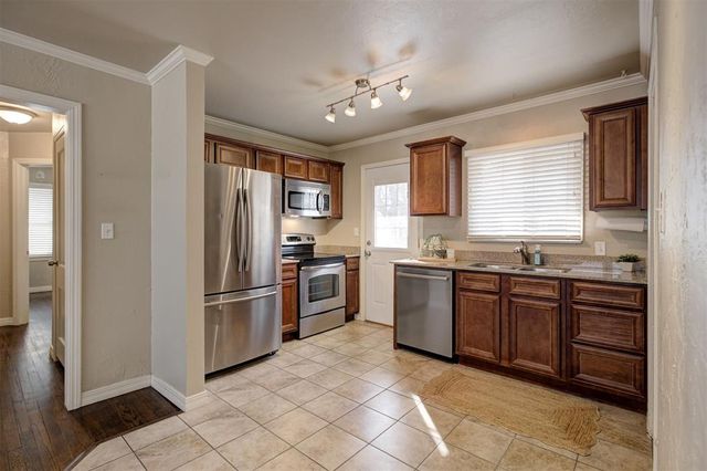 2124 Churchill Place, Oklahoma City, OK 73120