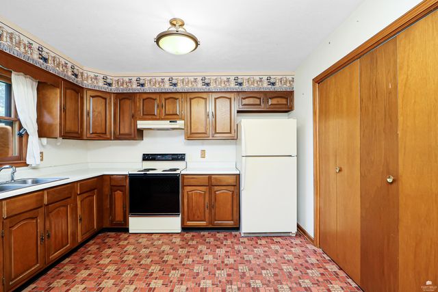2912 Roma Terrace, Manhattan, KS 66502