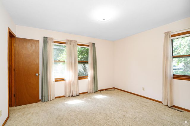 2912 Roma Terrace, Manhattan, KS 66502