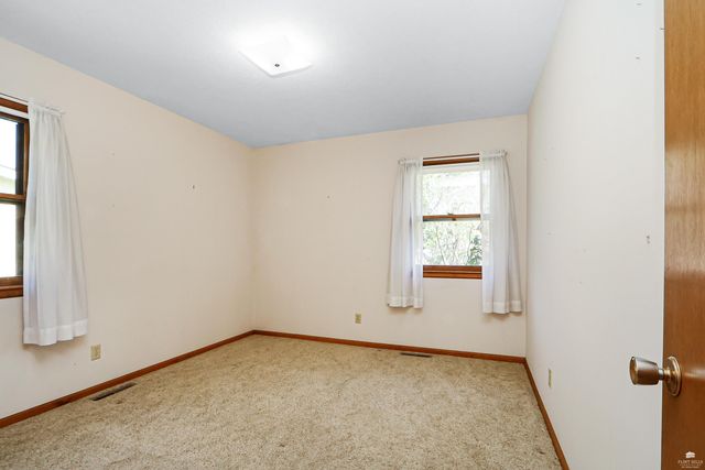 2912 Roma Terrace, Manhattan, KS 66502
