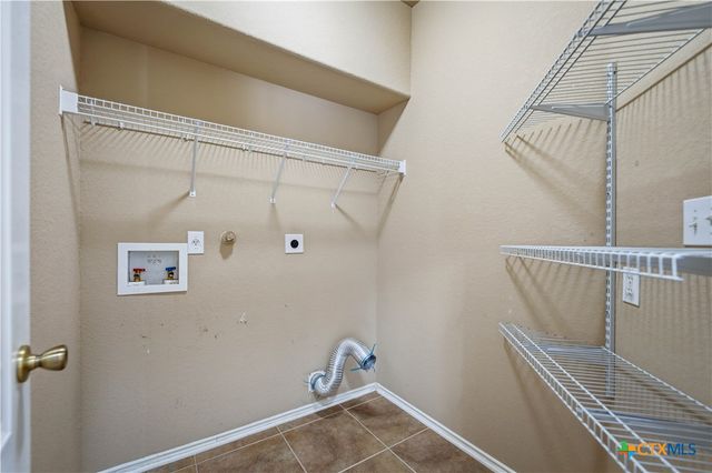 771 San Luis, New Braunfels, TX 78132