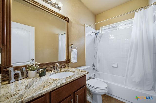771 San Luis, New Braunfels, TX 78132