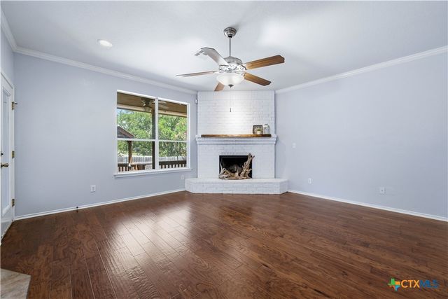 771 San Luis, New Braunfels, TX 78132