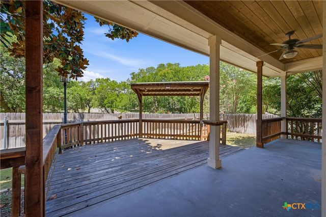 771 San Luis, New Braunfels, TX 78132