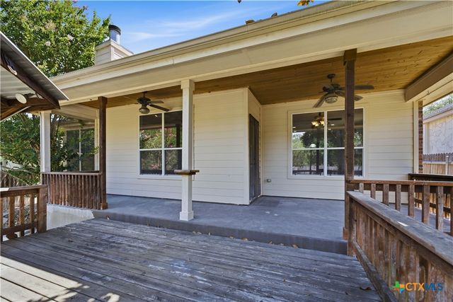 771 San Luis, New Braunfels, TX 78132
