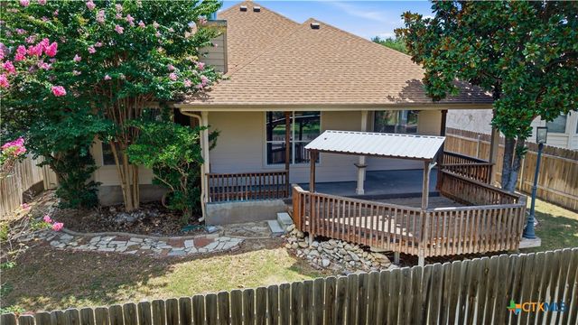 771 San Luis, New Braunfels, TX 78132