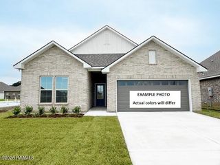 101 Crescent Row, Broussard, LA 70518