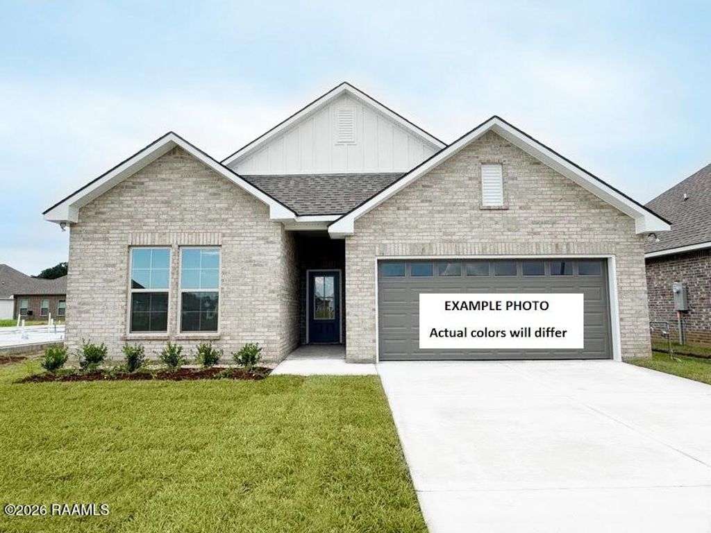 101 Crescent Row, Broussard, LA 70518