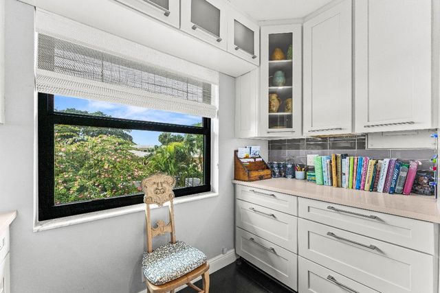 15 Eastgate Drive D, Boynton Beach, FL 33436