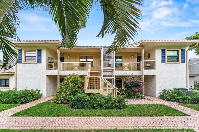 15 Eastgate Drive D, Boynton Beach, FL 33436