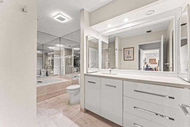 15 Eastgate Drive D, Boynton Beach, FL 33436