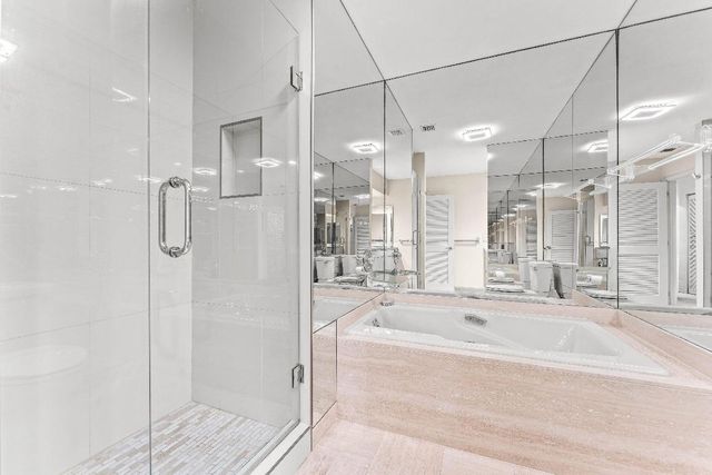 15 Eastgate Drive D, Boynton Beach, FL 33436