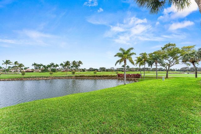 15 Eastgate Drive D, Boynton Beach, FL 33436