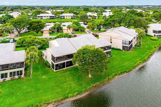 15 Eastgate Drive D, Boynton Beach, FL 33436