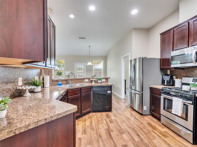 21470 Forest Colony Drive, Porter, TX 77365