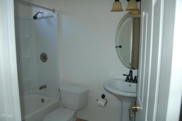 5115 Via Calderon, Camarillo, CA 93012