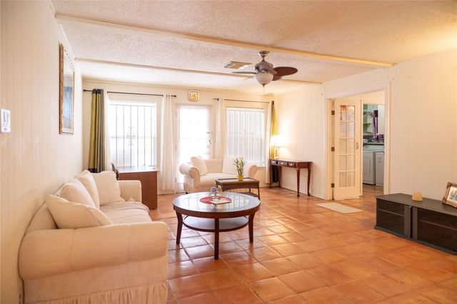 8923 Hendon Lane, Houston, TX 77036