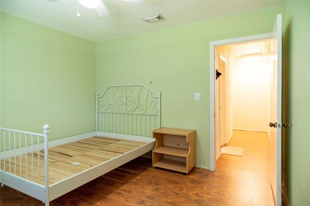 8923 Hendon Lane, Houston, TX 77036