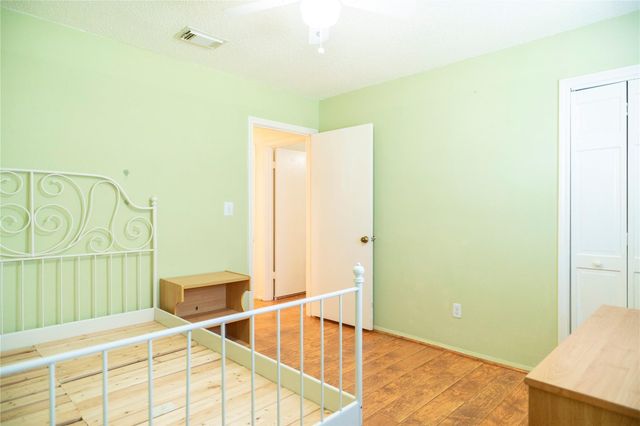 8923 Hendon Lane, Houston, TX 77036