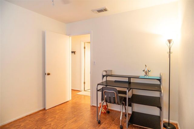 8923 Hendon Lane, Houston, TX 77036