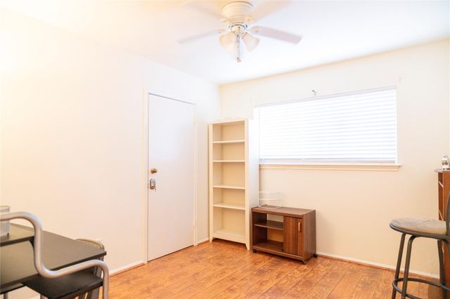 8923 Hendon Lane, Houston, TX 77036