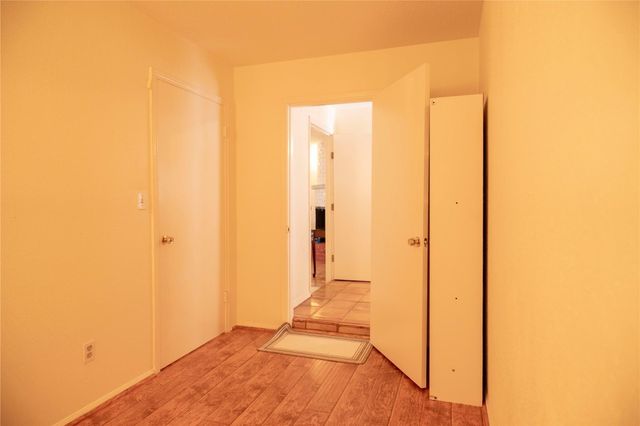 8923 Hendon Lane, Houston, TX 77036