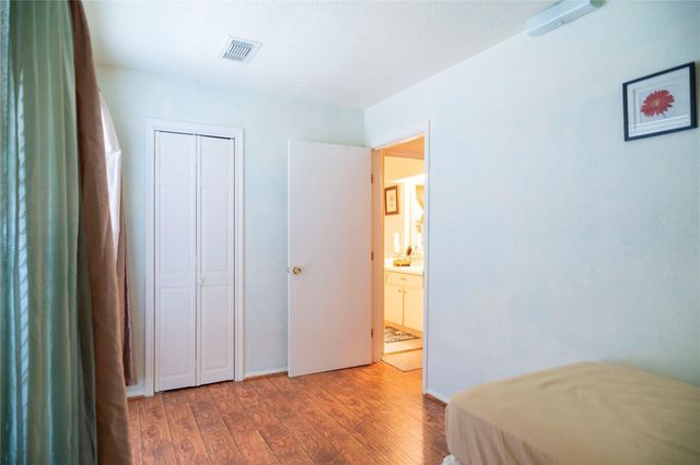 8923 Hendon Lane, Houston, TX 77036