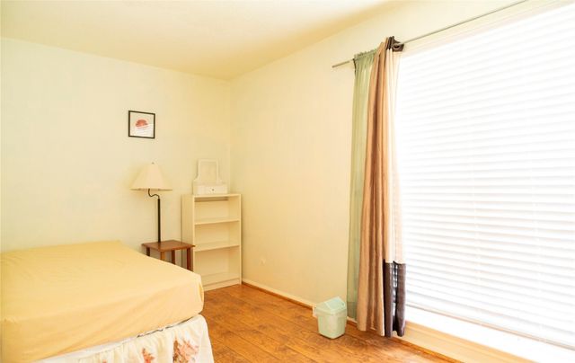 8923 Hendon Lane, Houston, TX 77036