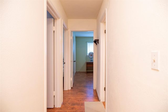 8923 Hendon Lane, Houston, TX 77036