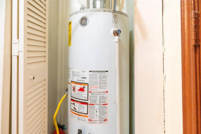 8923 Hendon Lane, Houston, TX 77036