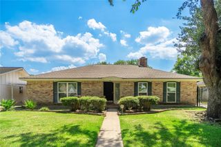 8923 Hendon Lane, Houston, TX 77036