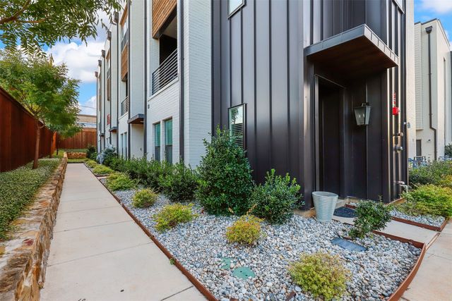 2733 Merrimac Street 104, Fort Worth, TX 76107