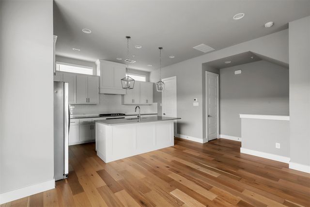 2733 Merrimac Street 104, Fort Worth, TX 76107