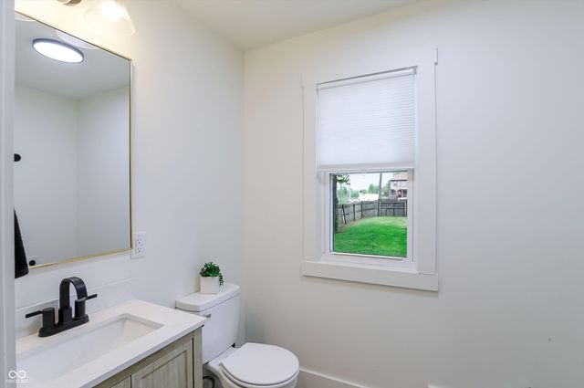 910 Sanders Street, Indianapolis, IN 46203