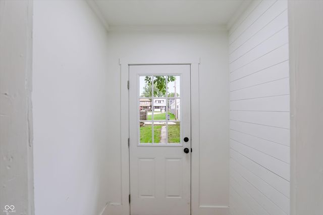 910 Sanders Street, Indianapolis, IN 46203