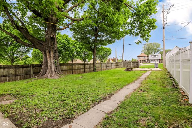910 Sanders Street, Indianapolis, IN 46203