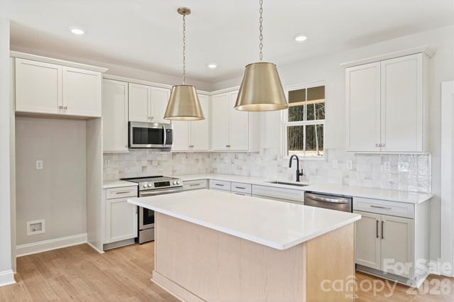 2263 Lee Lawing Road, Lincolnton, NC 28092