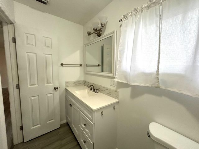 2723 Dudley Drive W G, West Palm Beach, FL 33415