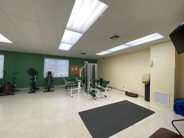 2723 Dudley Drive W G, West Palm Beach, FL 33415