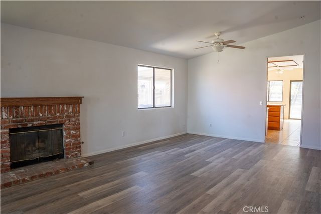 954 Basalt Court, Hemet, CA 92543