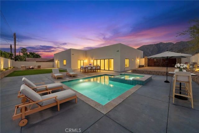 54217 Eisenhower, La Quinta, CA 92253