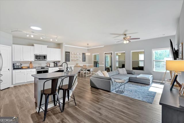 138 Boxwood Way, Dallas, GA 30132