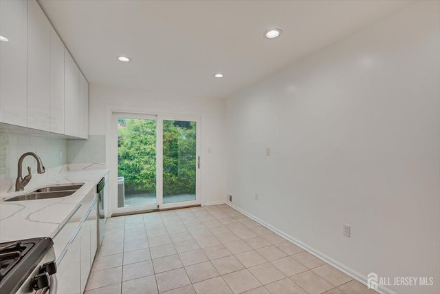 2103 Ackmen Court, Bridgewater, NJ 08807