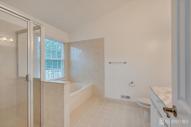 2103 Ackmen Court, Bridgewater, NJ 08807