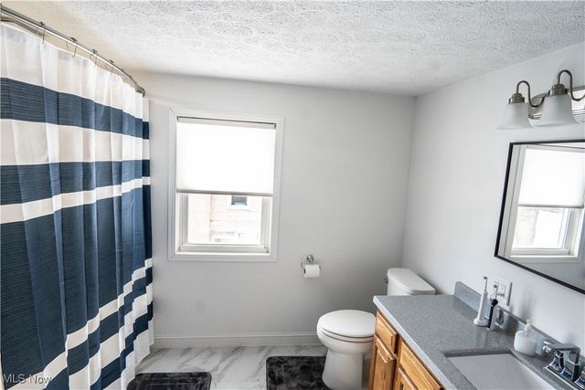 325 Market Street NE, Navarre, OH 44662